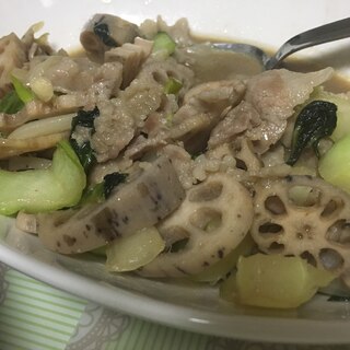 レンコンと豚肉の炒めもの